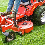 5 Important Tips for Routine Lawn Equipment Maintenance
